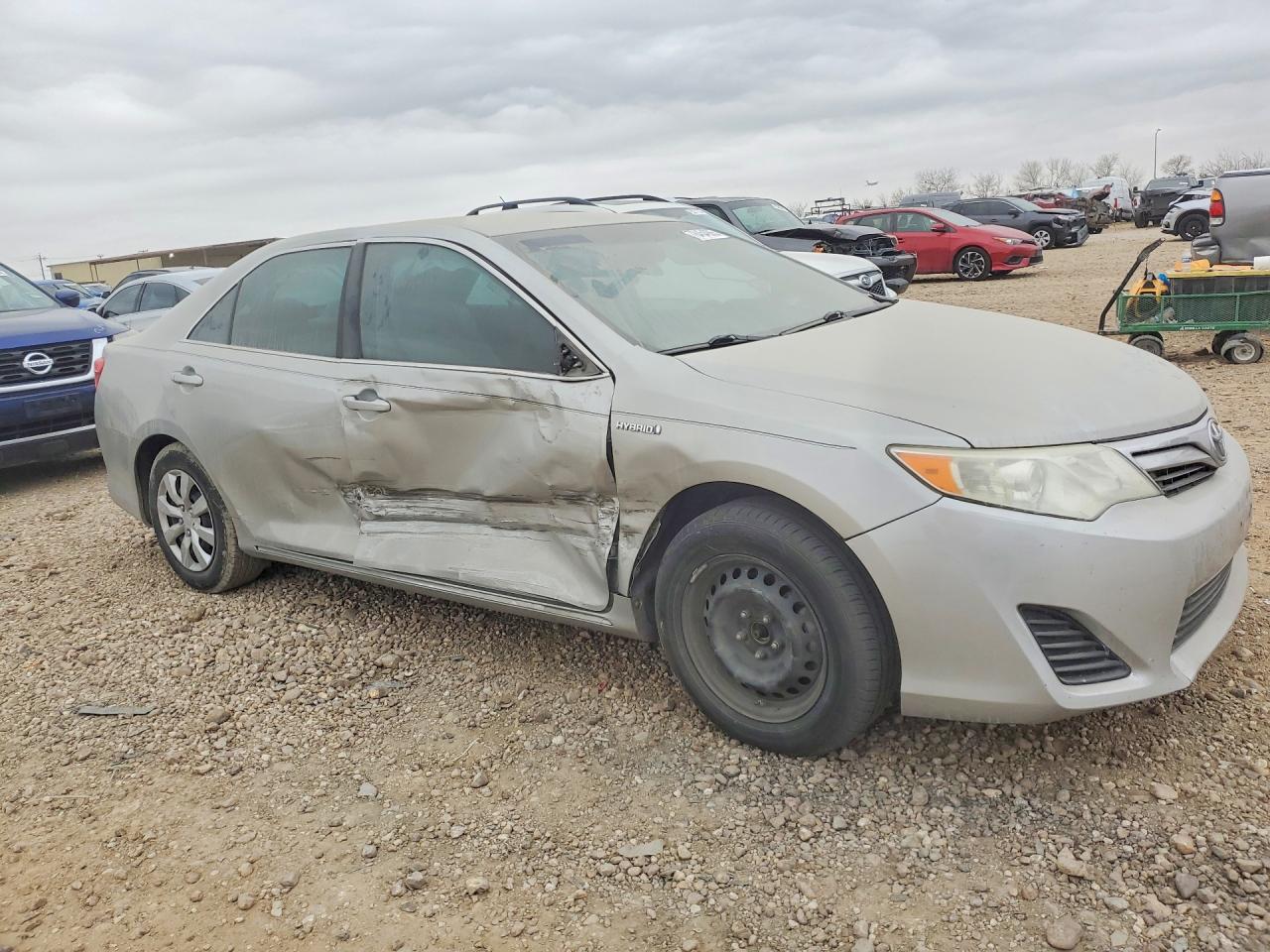 2012 TOYOTA CAMRY HYBRID photo 10