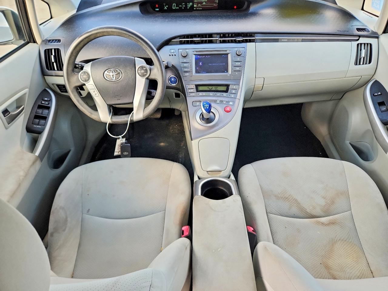 2013 TOYOTA PRIUS photo 15