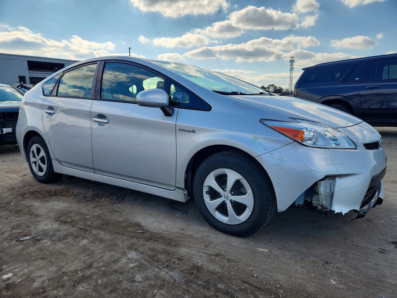 2013 TOYOTA PRIUS photo 7