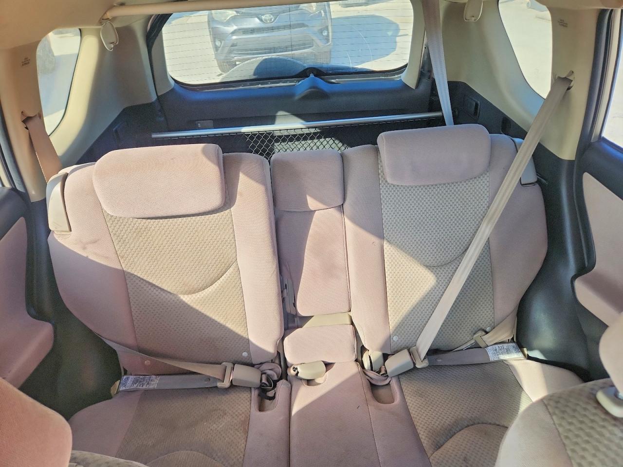 2007 TOYOTA RAV4 BASE photo 19