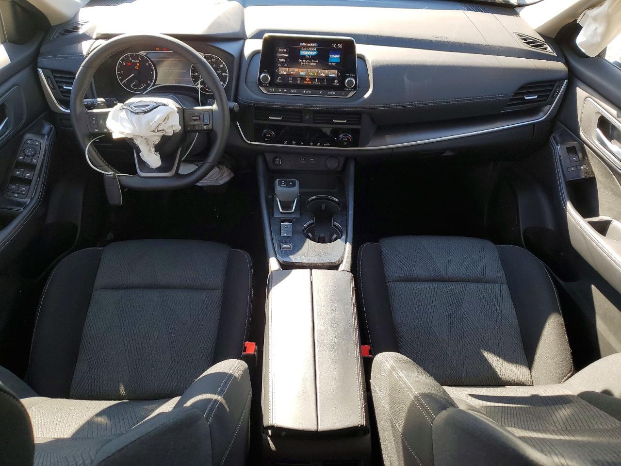 2025 NISSAN ROGUE SV photo 8