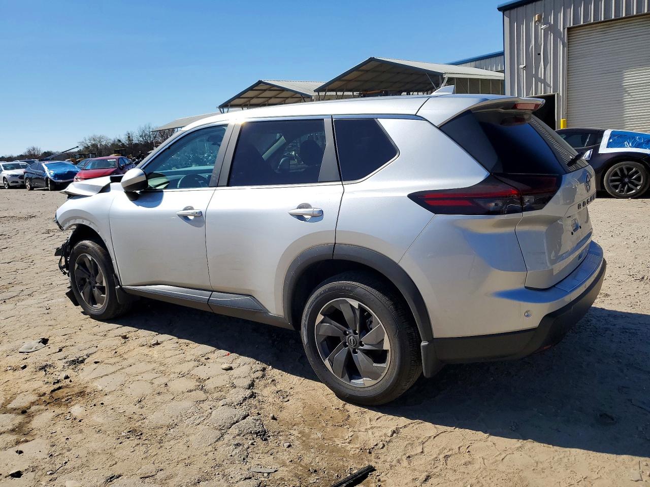 2025 NISSAN ROGUE SV photo 2