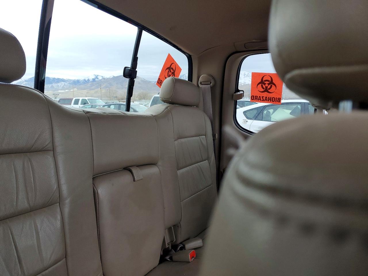 2002 TOYOTA TUNDRA LIMITED V8 photo 10