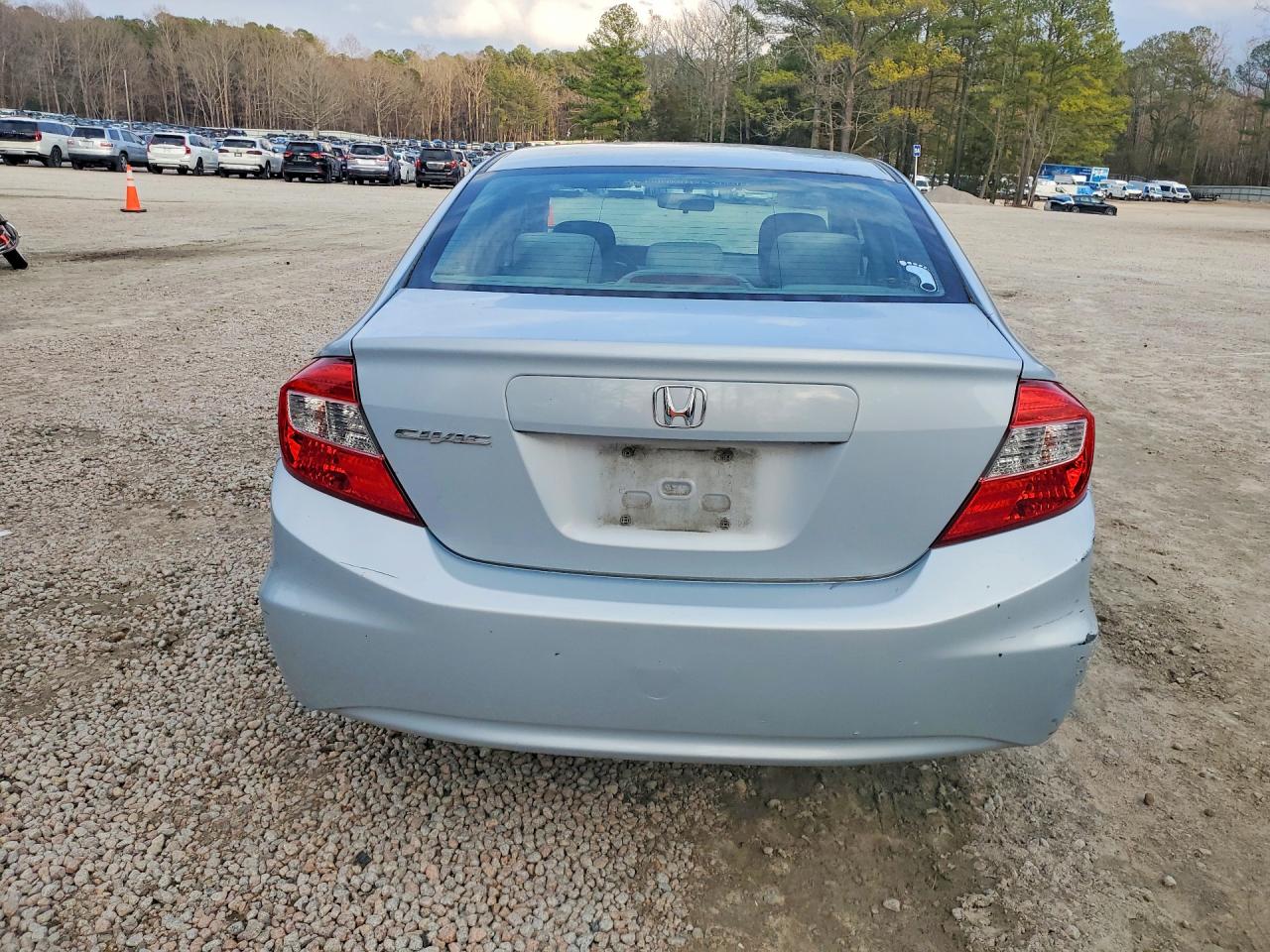 2012 HONDA CIVIC LX photo 11