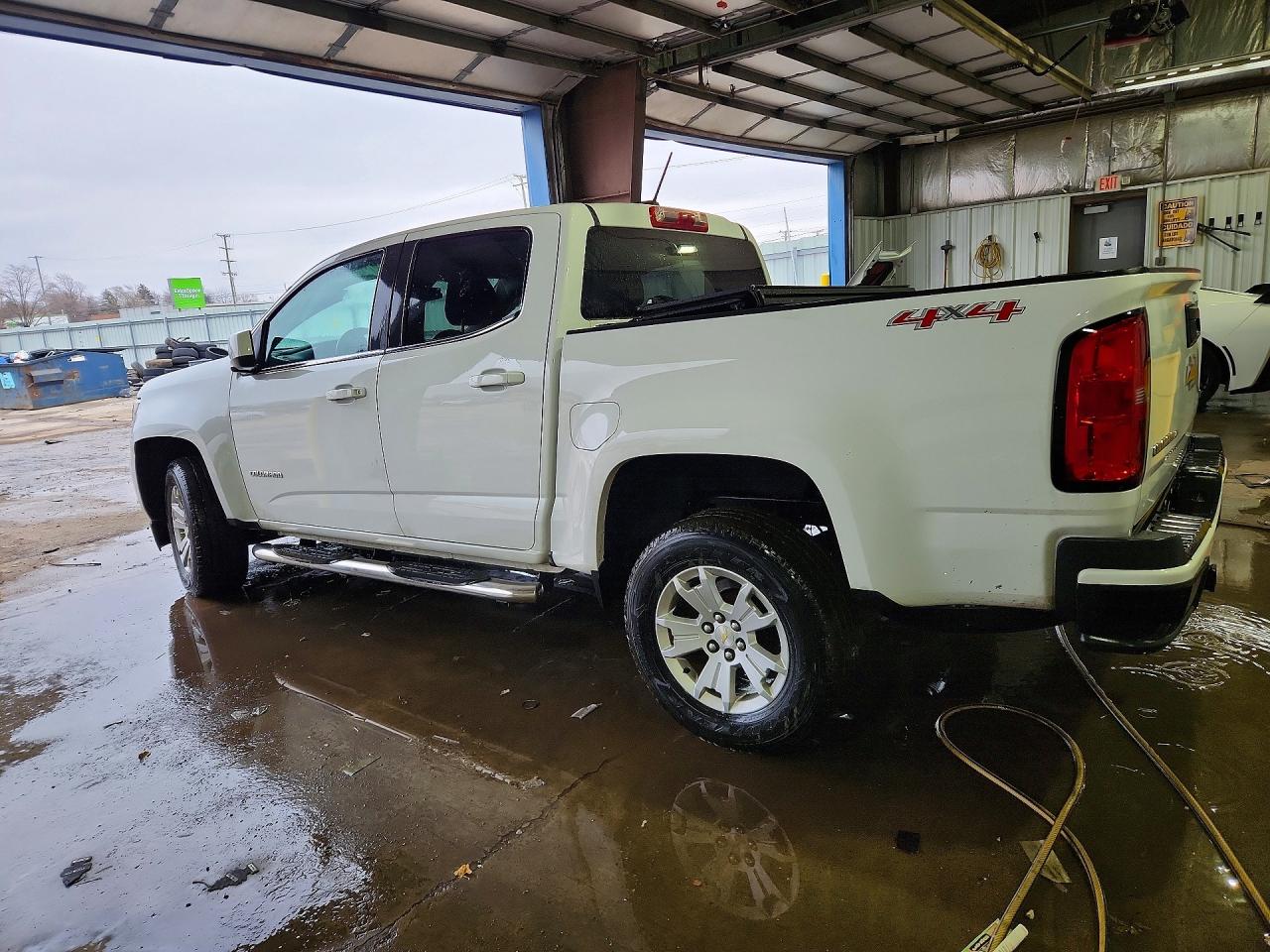 2018 CHEVROLET COLORADO LT photo 2
