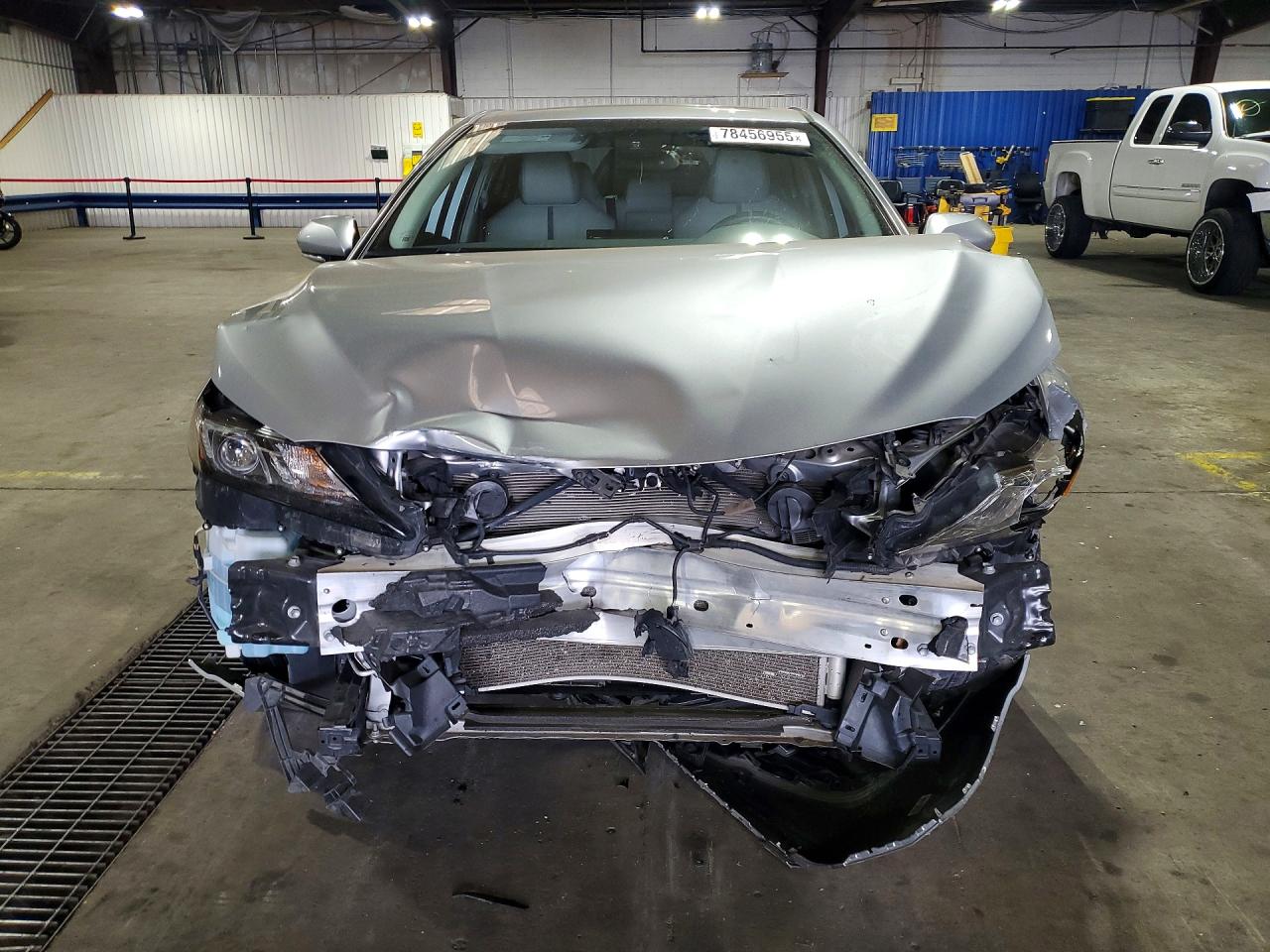 2021 TOYOTA CAMRY SE photo 5