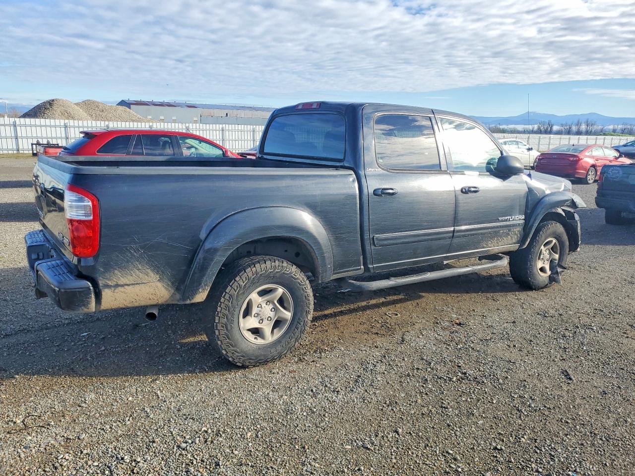 2004 TOYOTA TUNDRA LIMITED photo 3