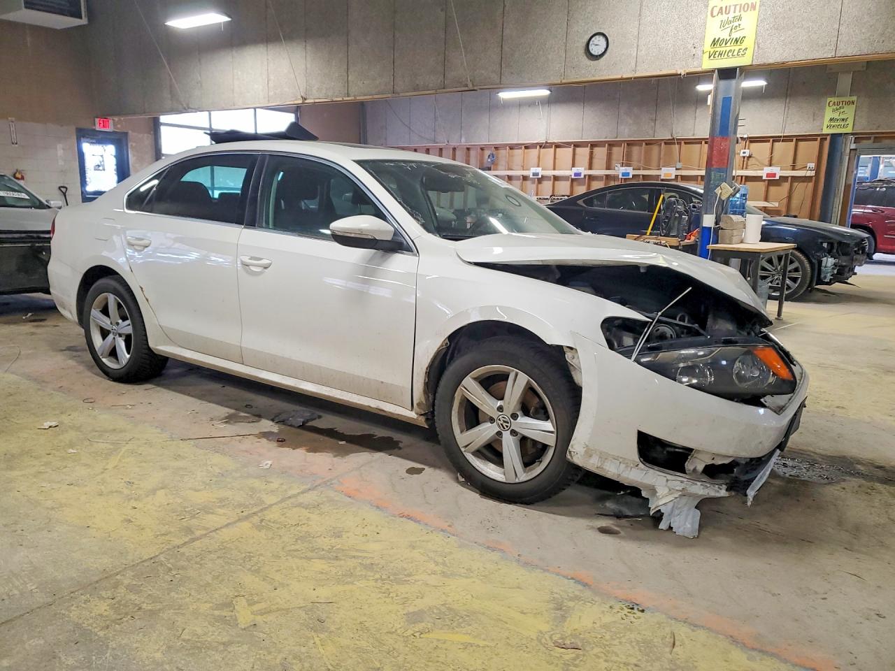 2012 VOLKSWAGEN PASSAT SE photo 4
