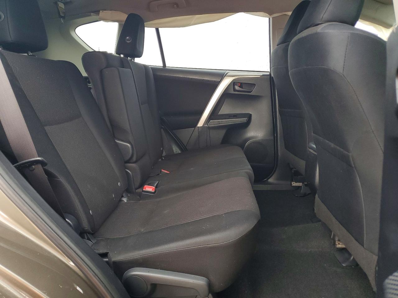 2014 TOYOTA RAV4 LE photo 11
