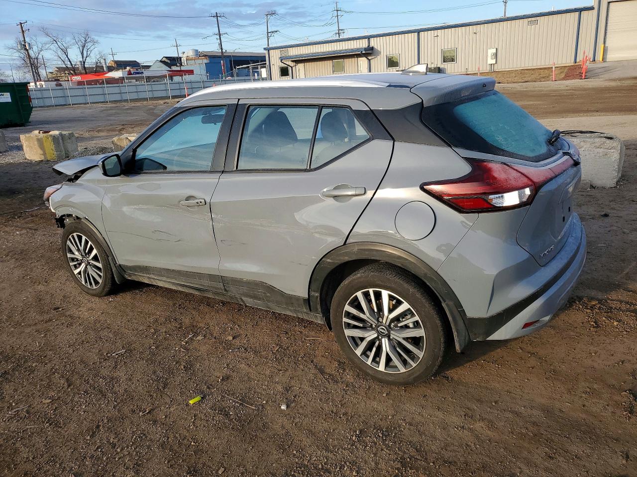 2023 NISSAN KICKS SV photo 2