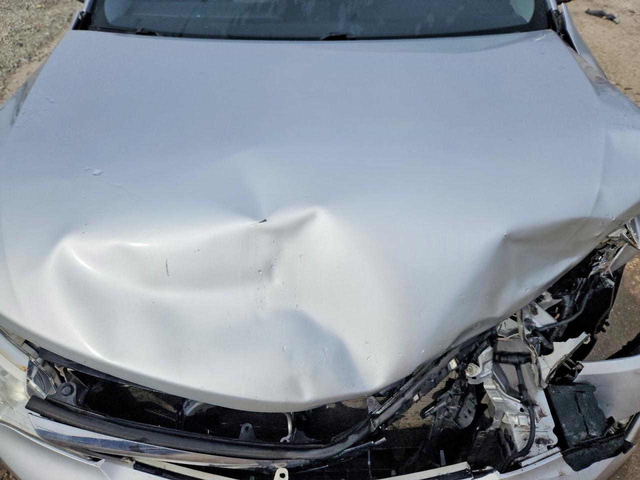 2014 TOYOTA CAMRY LE photo 21