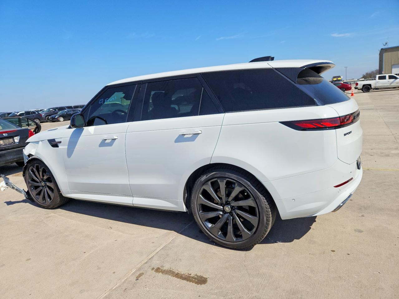 2023 LAND ROVER RANGE ROVER SPORT DYNAMIC SE photo 3
