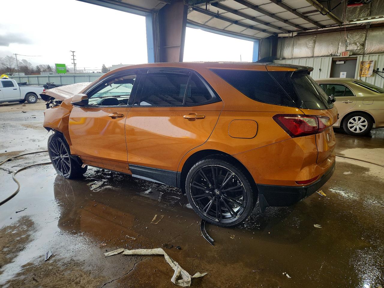 2018 CHEVROLET EQUINOX LT photo 4