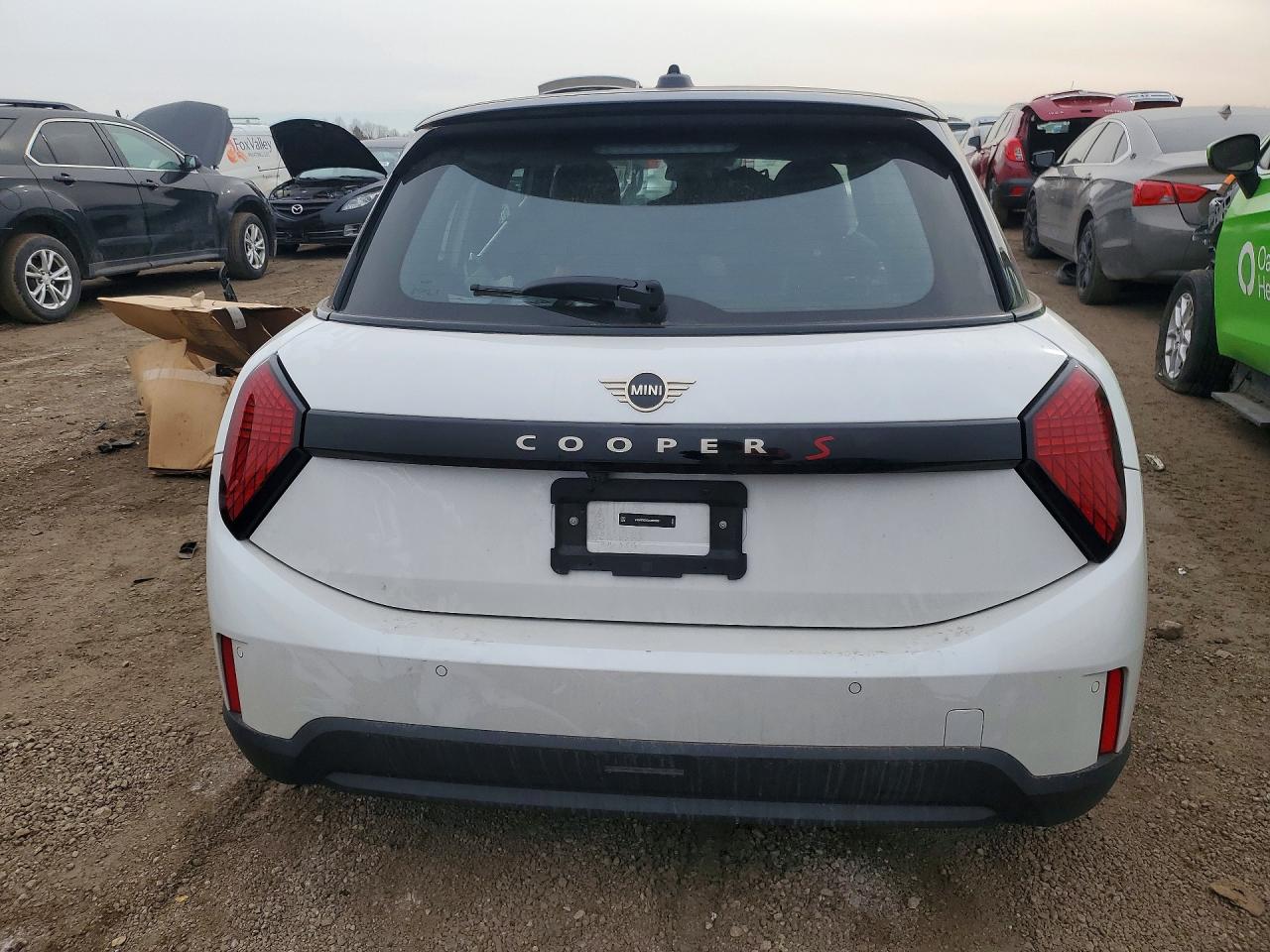 2025 MINI COOPER S photo 11