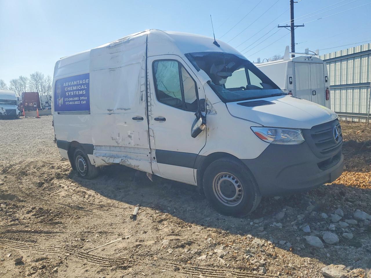2023 MERCEDES-BENZ SPRINTER 2500 photo 4
