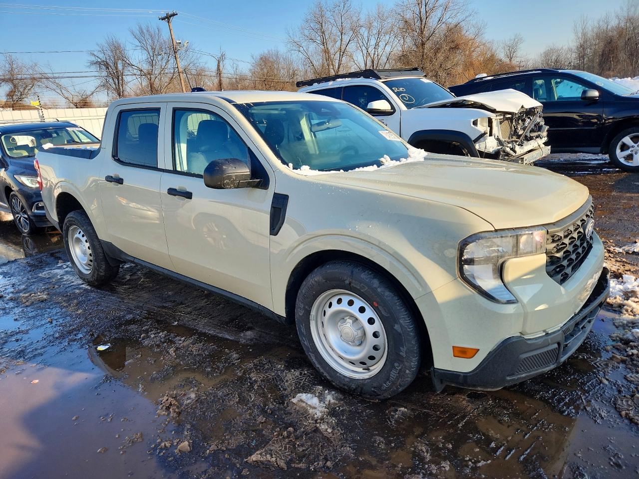 2025 FORD MAVERICK XL photo 4