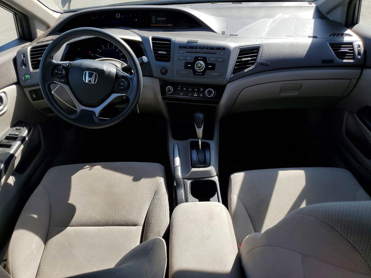 2012 HONDA CIVIC LX photo 22