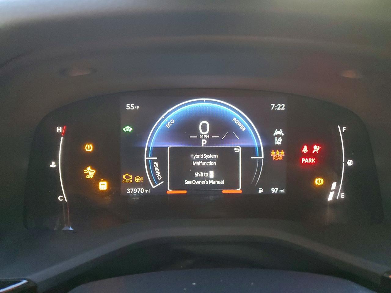 2025 TOYOTA CAMRY SE photo 9