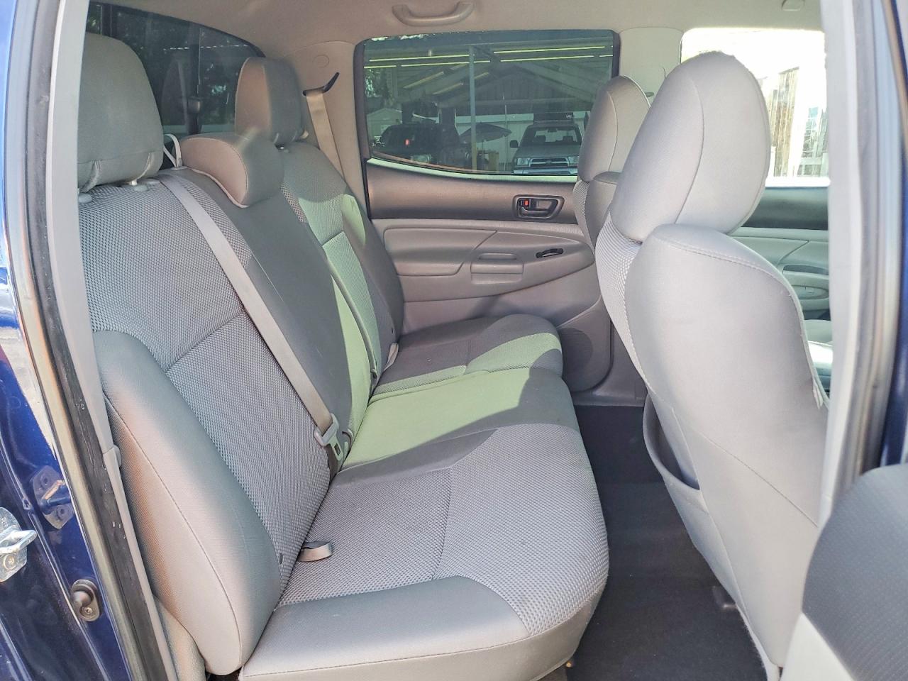 2013 TOYOTA TACOMA V6 photo 10