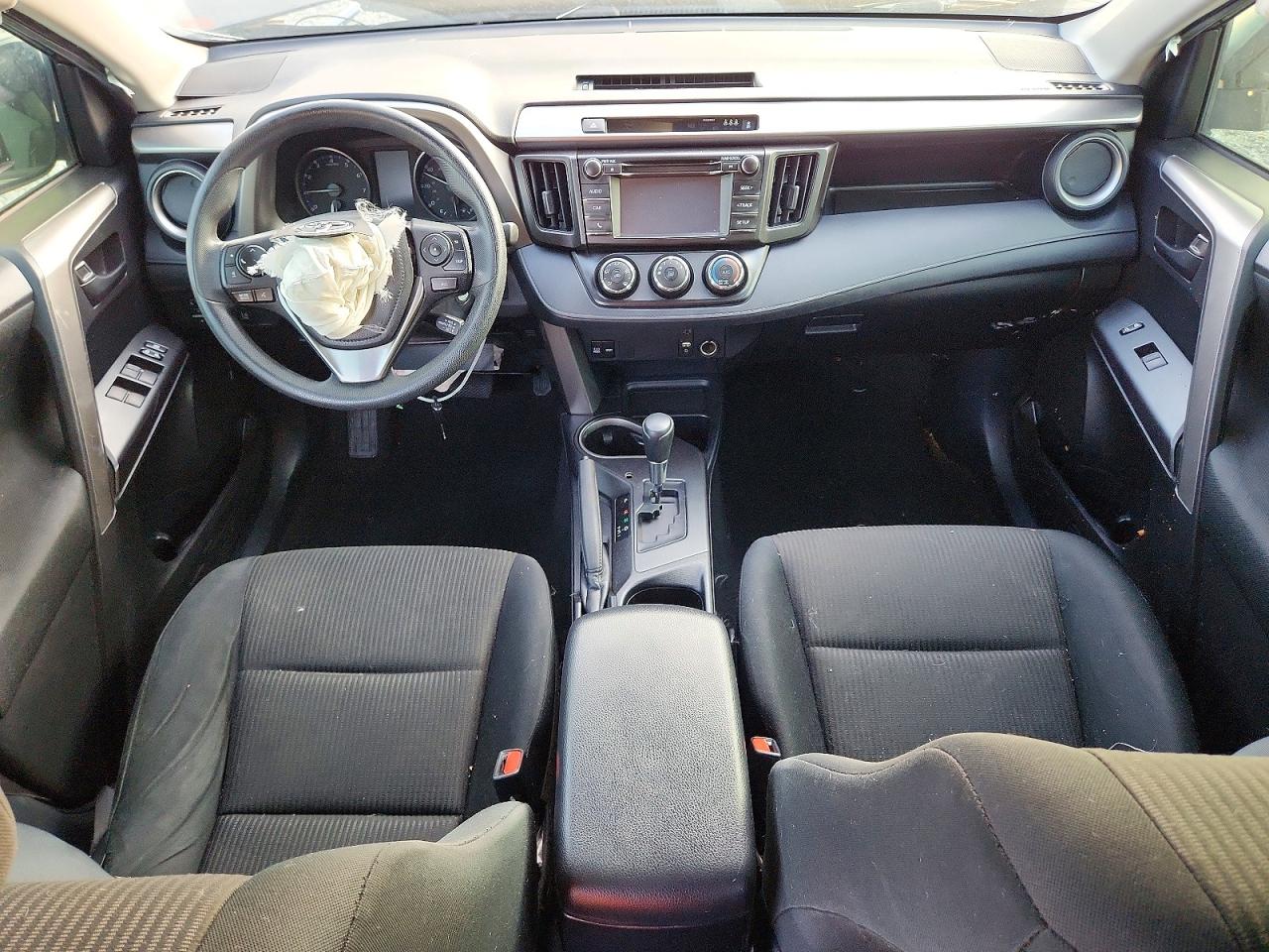2017 TOYOTA RAV4 LE photo 8