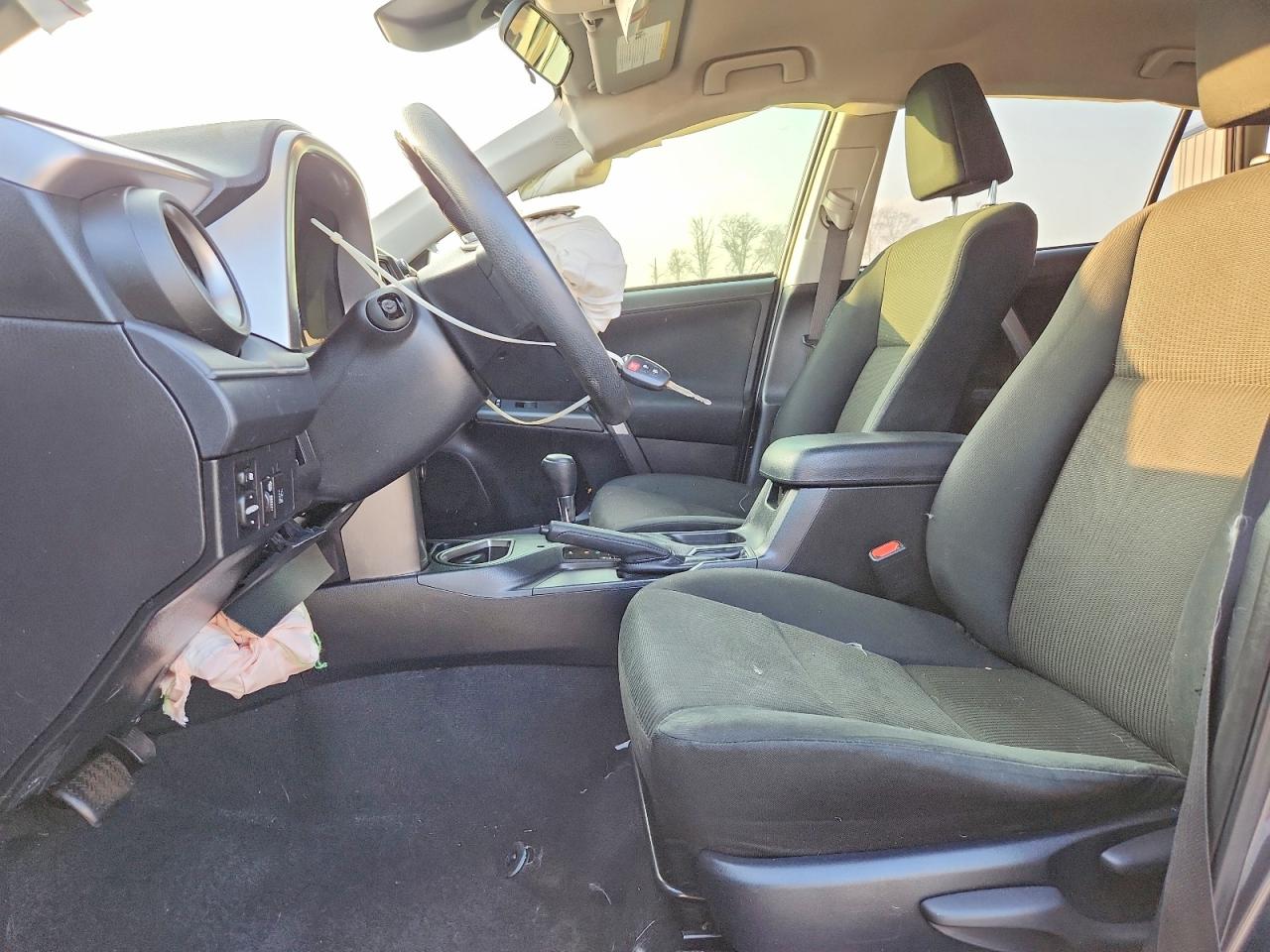 2017 TOYOTA RAV4 LE photo 7