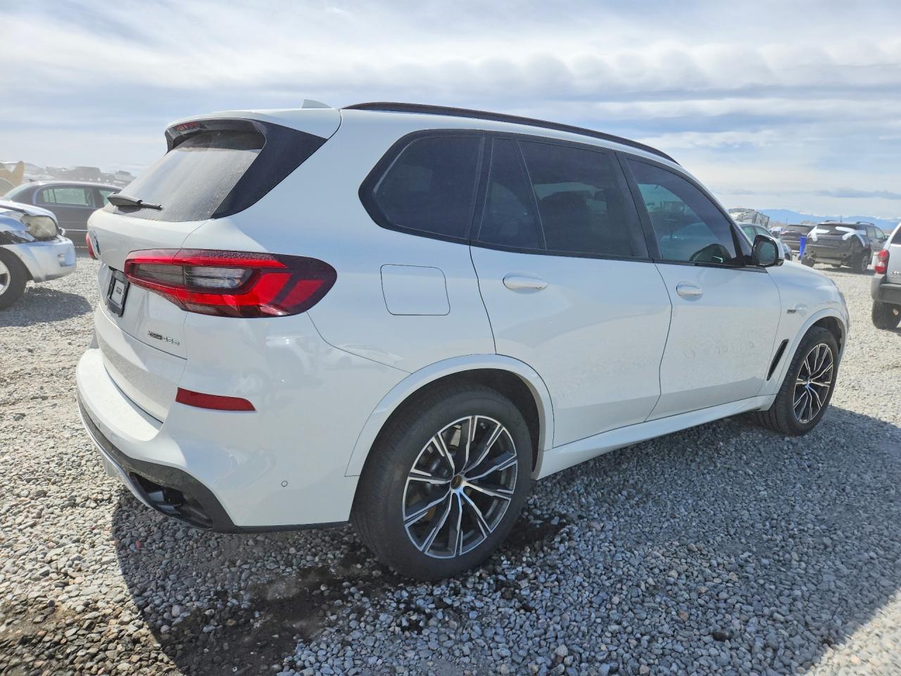 2022 BMW X5 XDRIVE45E photo 5