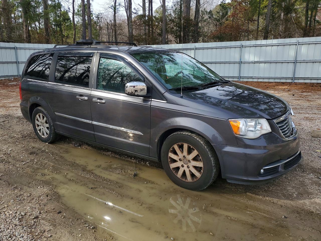 2015 CHRYSLER TOWN & COUNTRY TOURING photo 7