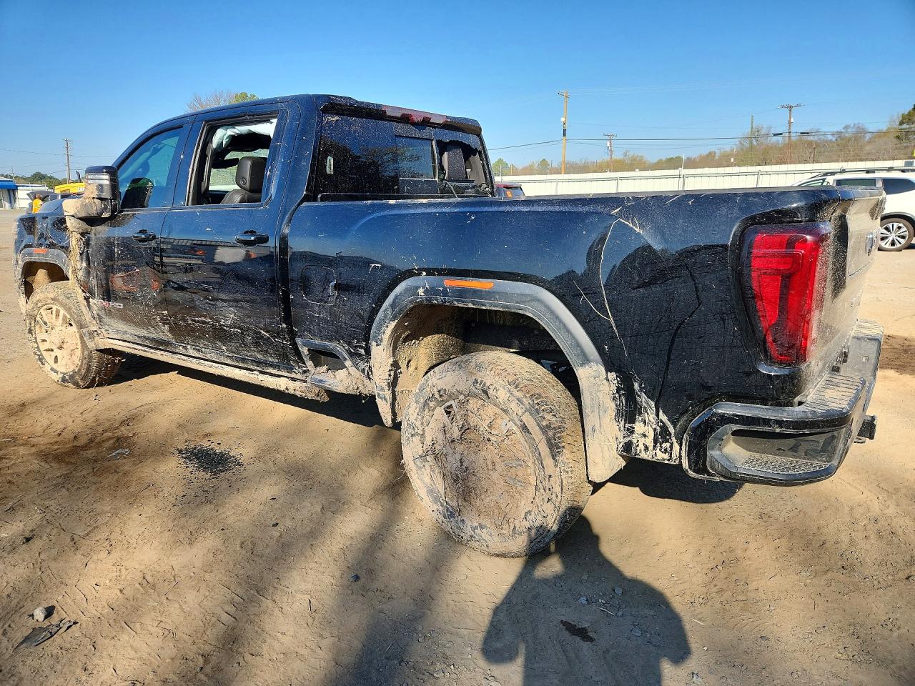 2021 GMC SIERRA K2500 AT4 photo 3