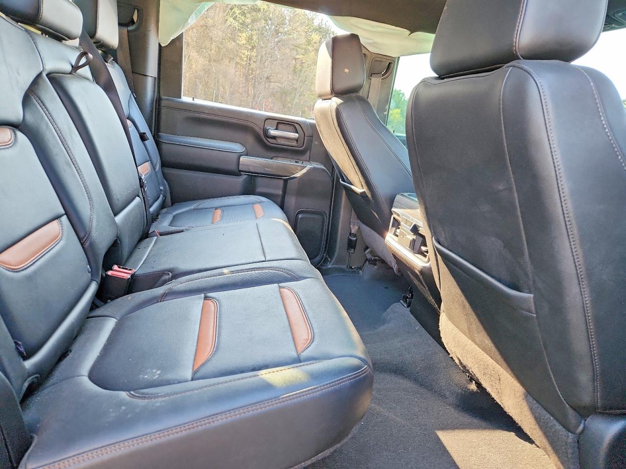 2021 GMC SIERRA K2500 AT4 photo 19