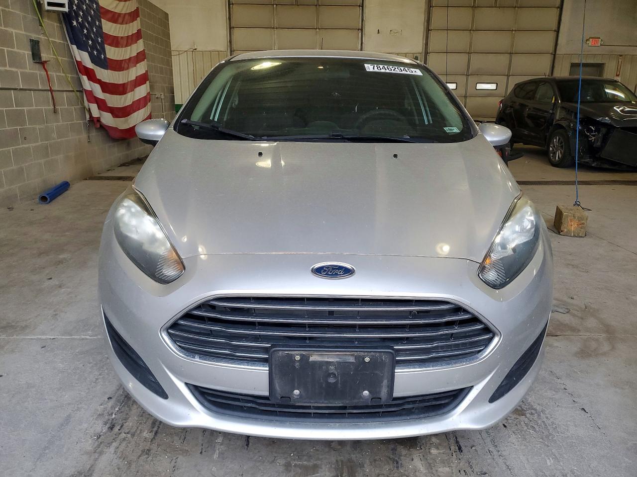 2019 FORD FIESTA SE photo 5