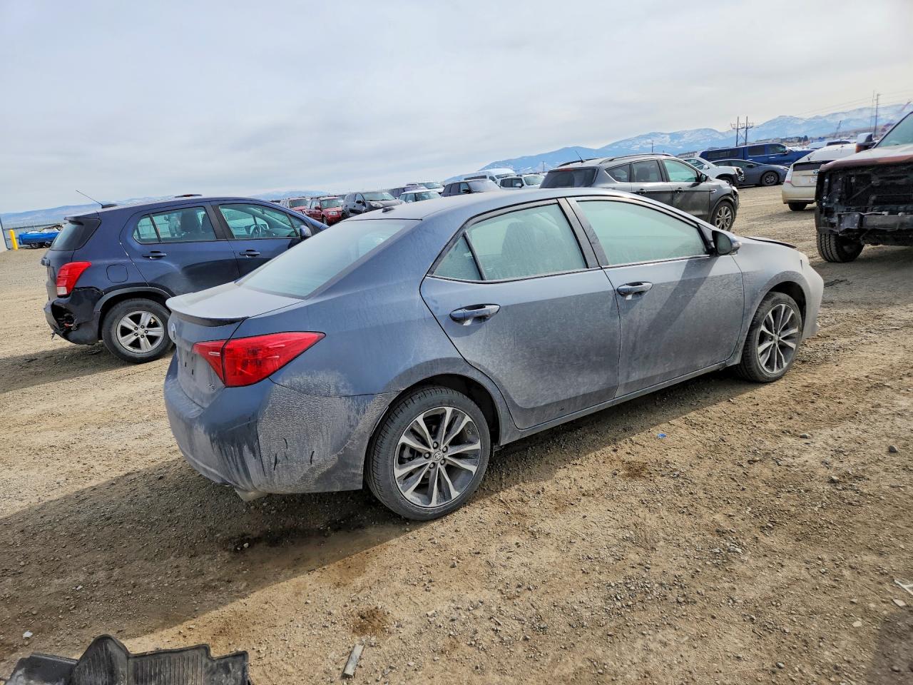 2018 TOYOTA COROLLA L photo 5