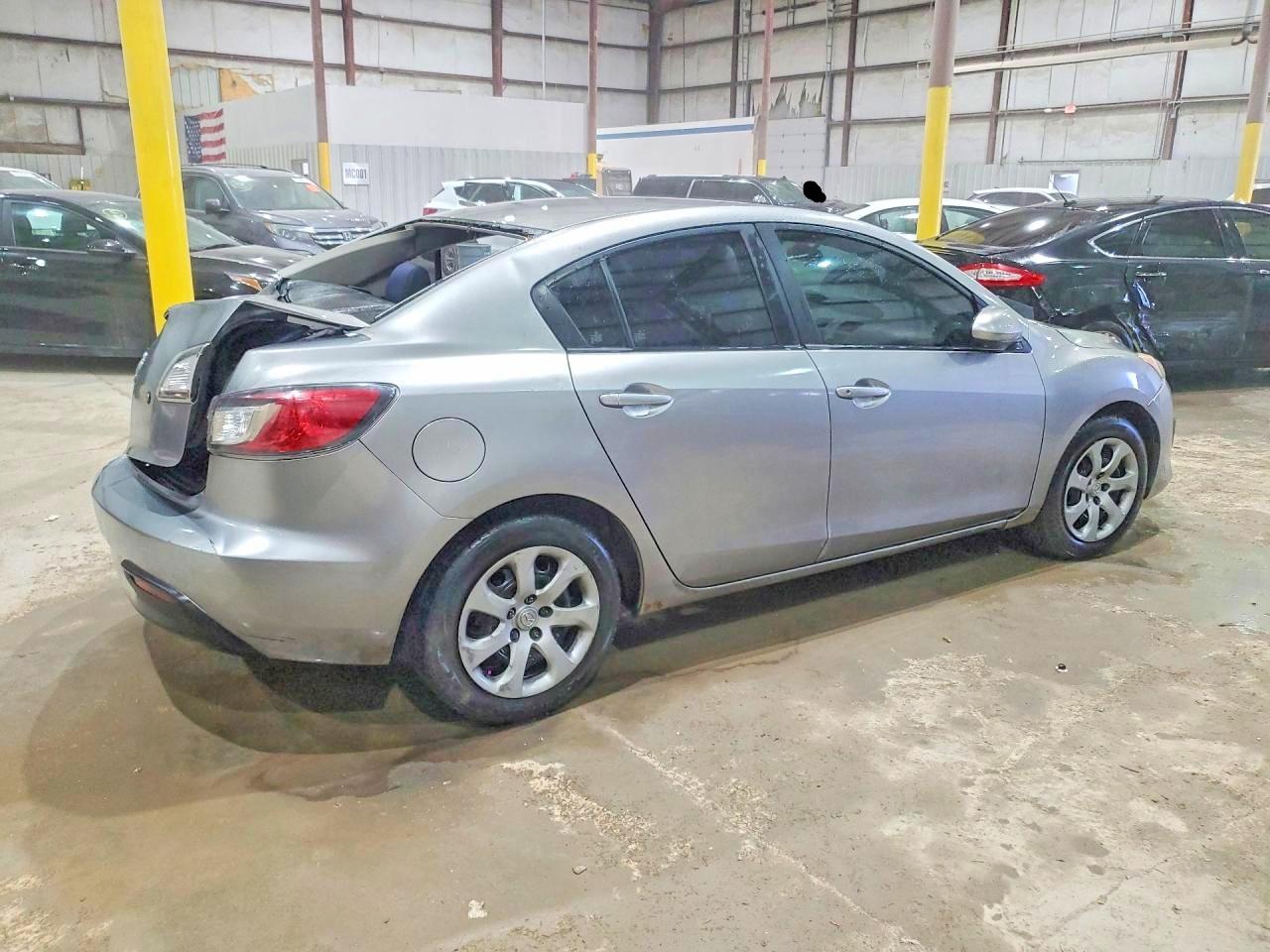 2010 MAZDA 3 I photo 3