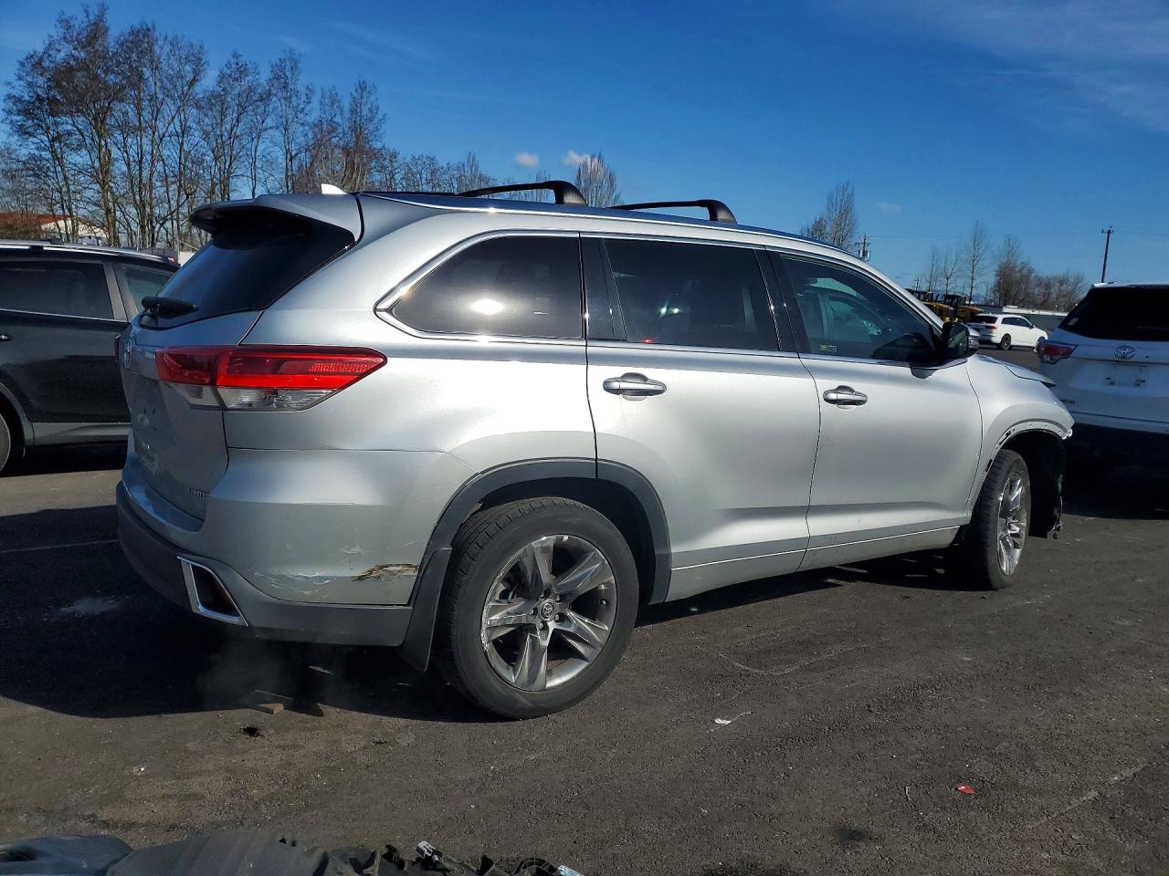 2019 TOYOTA HIGHLANDER LIMITED photo 5
