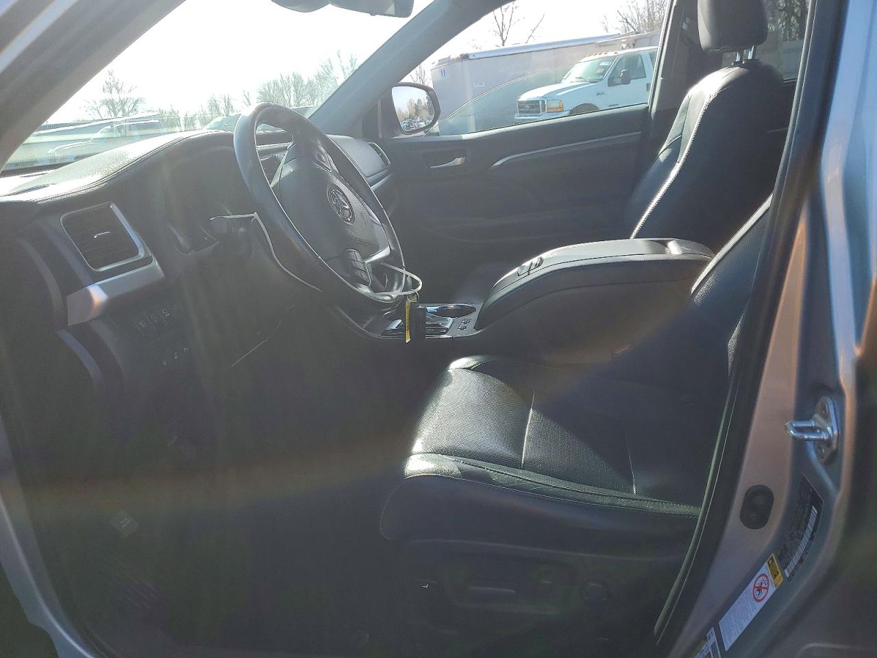 2019 TOYOTA HIGHLANDER LIMITED photo 13