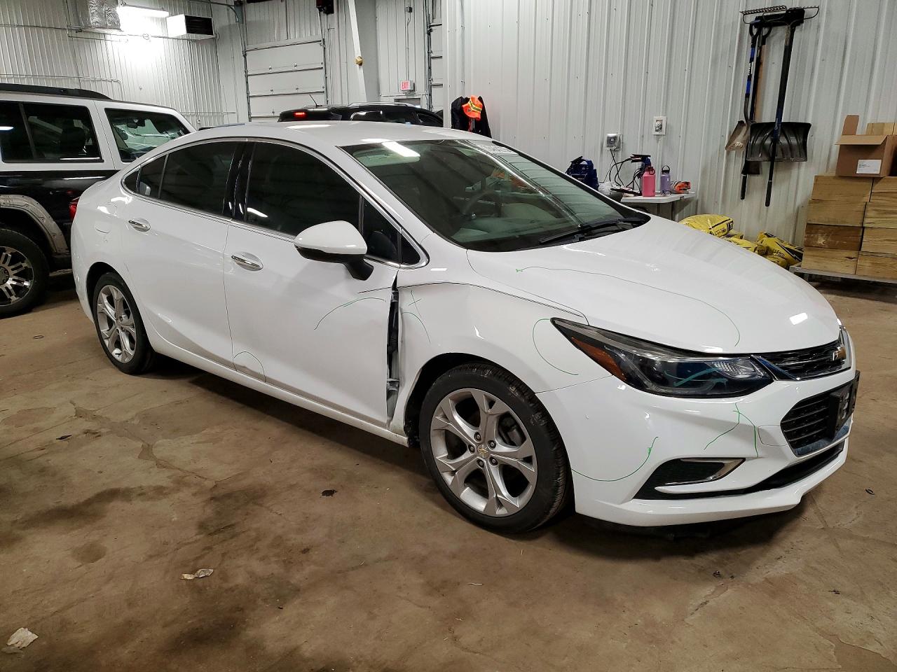 2017 CHEVROLET CRUZE PREMIER photo 7
