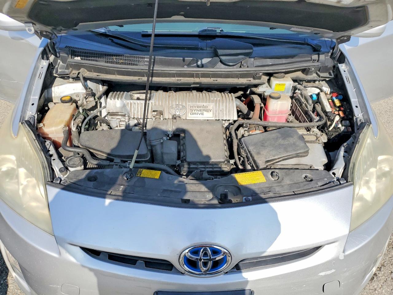 2011 TOYOTA PRIUS photo 21