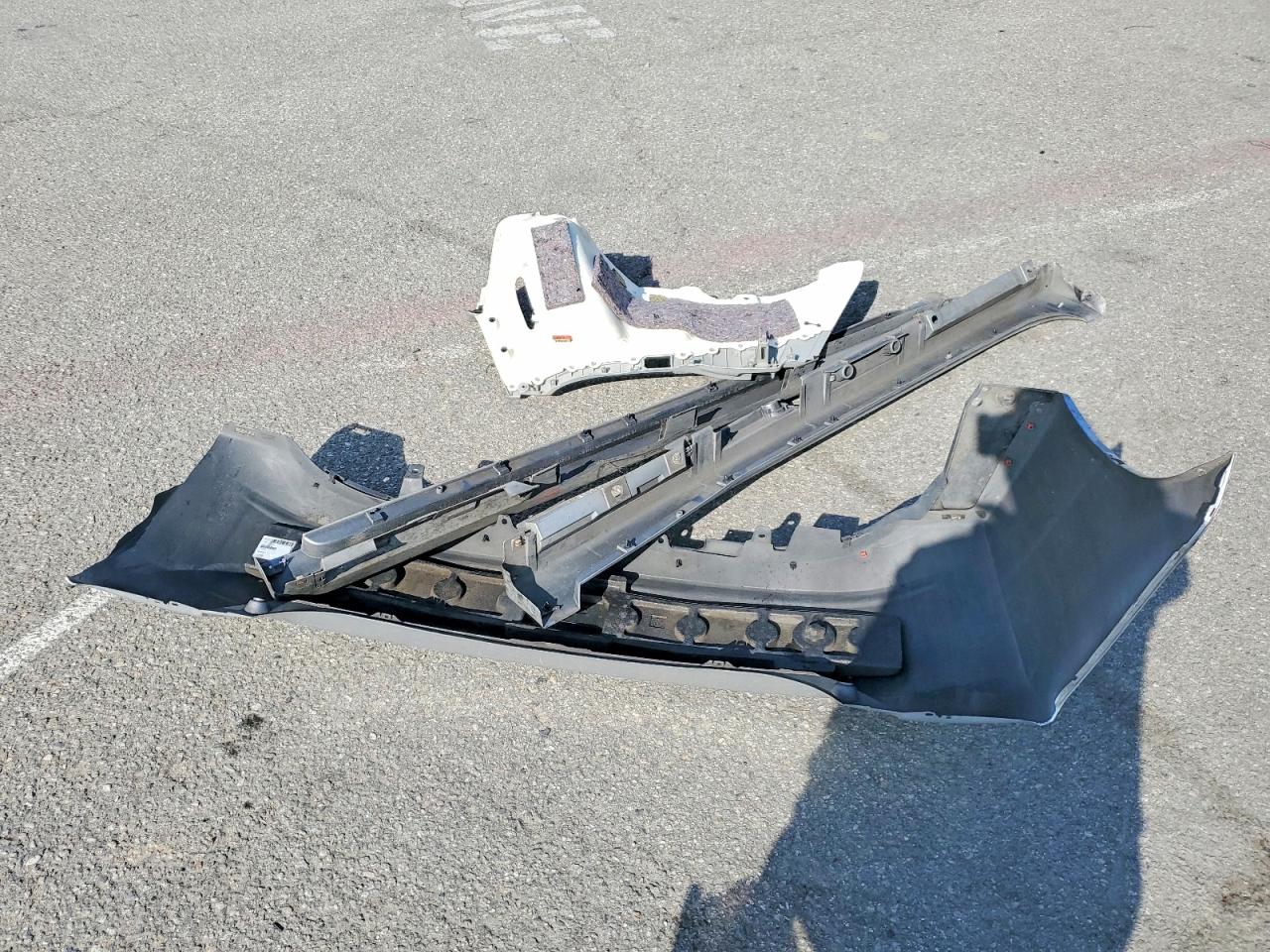 2011 TOYOTA PRIUS photo 23