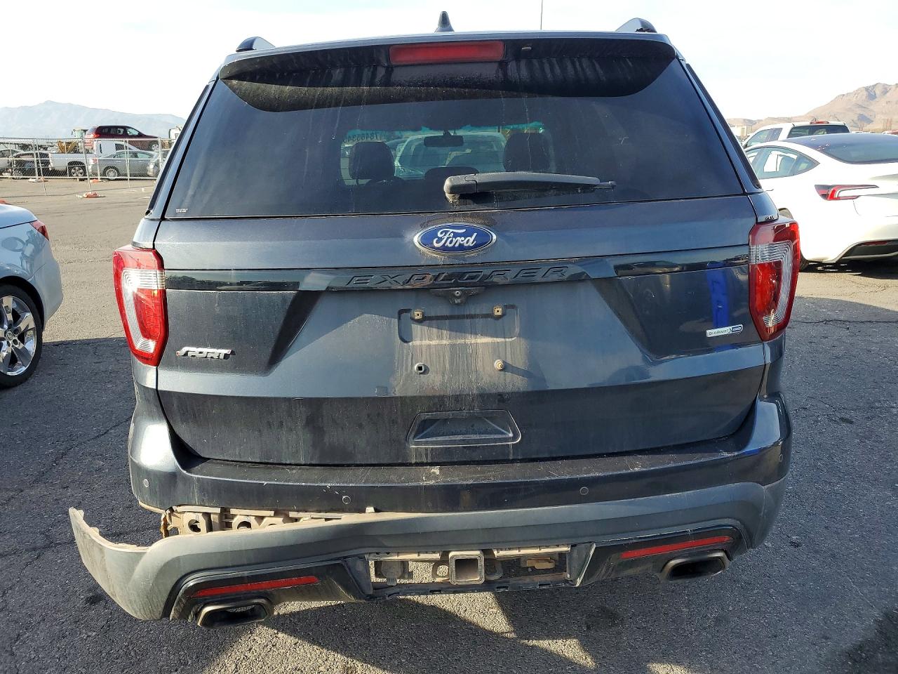 2017 FORD EXPLORER SPORT photo 6