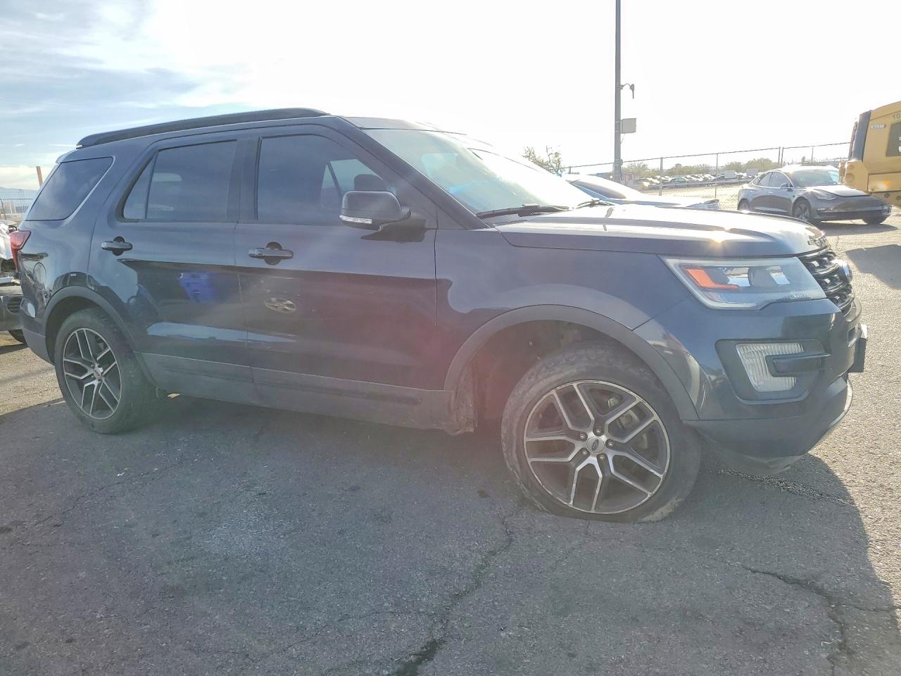 2017 FORD EXPLORER SPORT photo 4