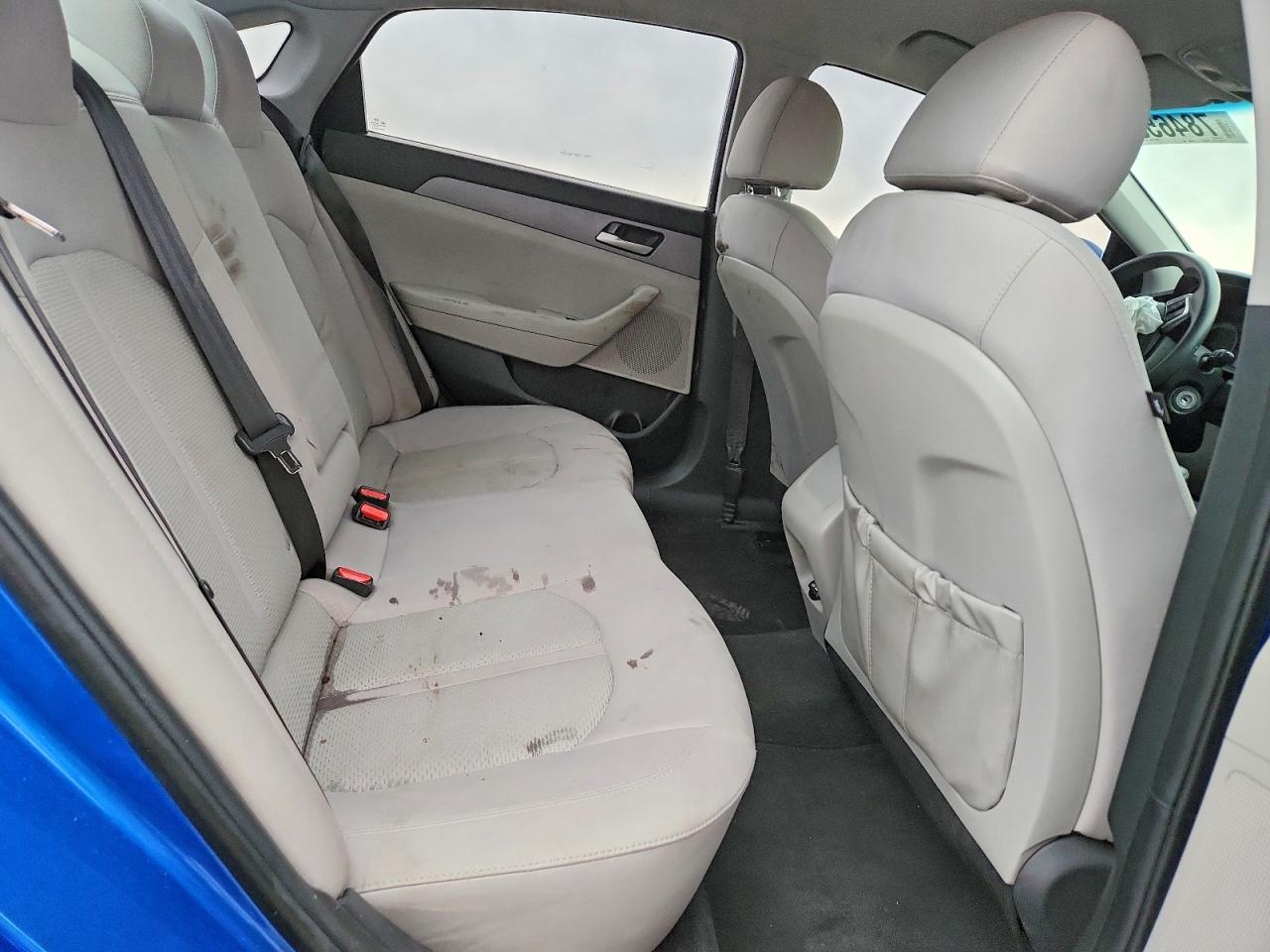 2018 HYUNDAI SONATA SE photo 10