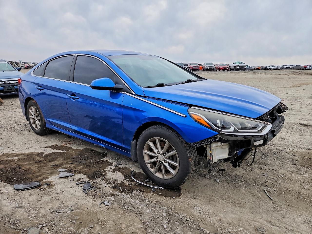 2018 HYUNDAI SONATA SE photo 4