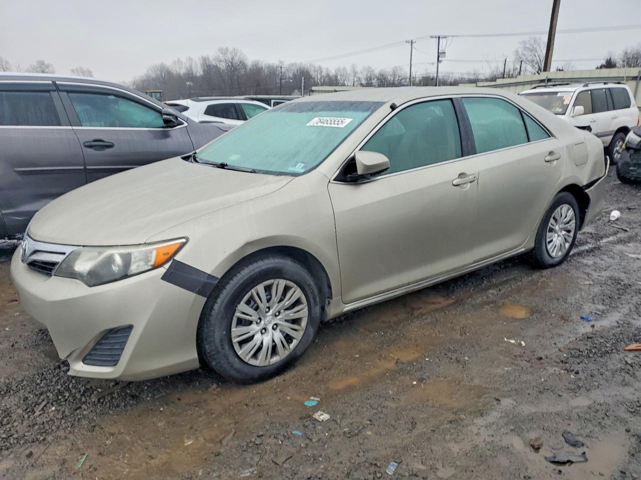 2014 TOYOTA CAMRY