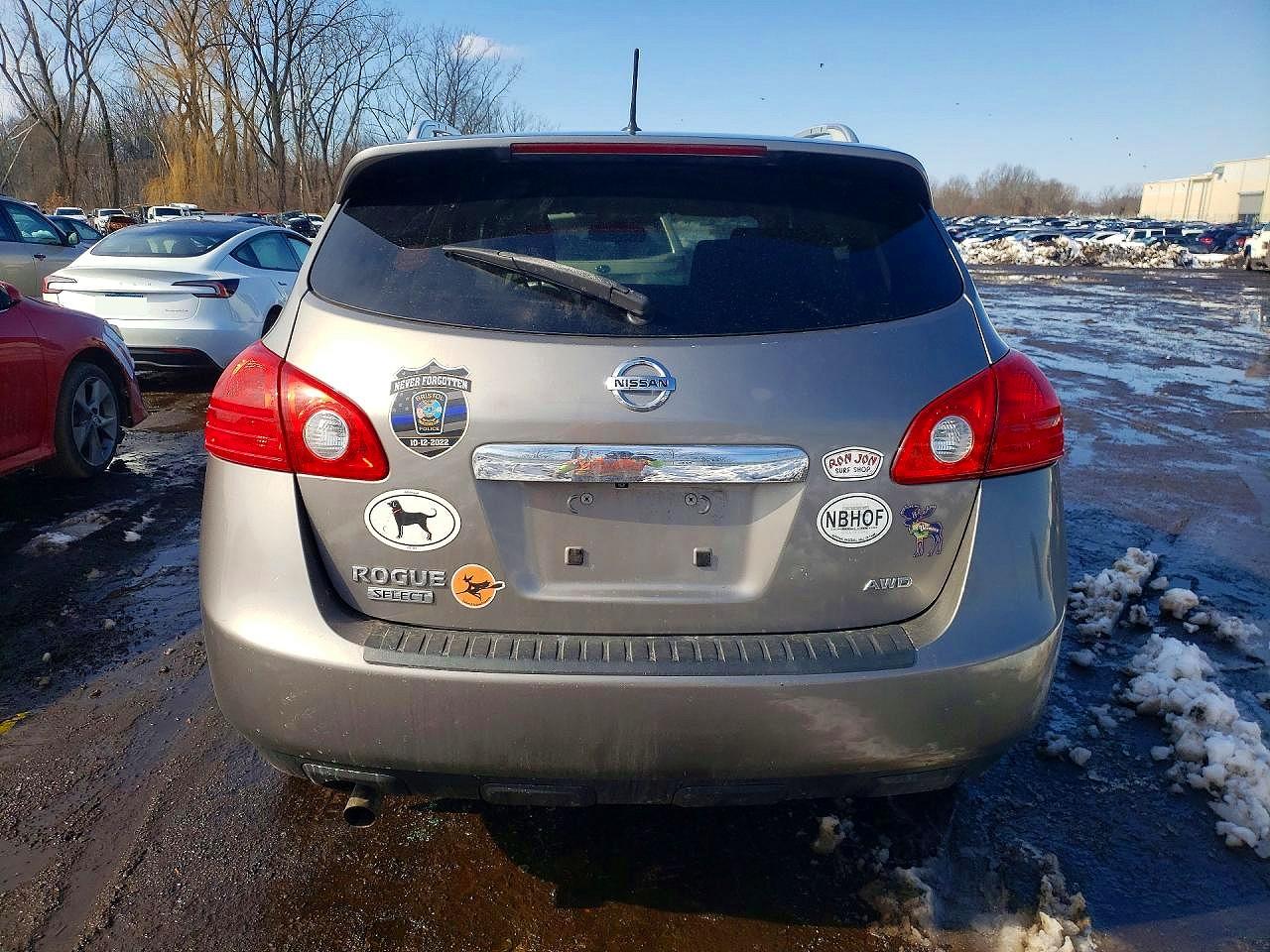 2015 NISSAN ROGUE SELECT S photo 11