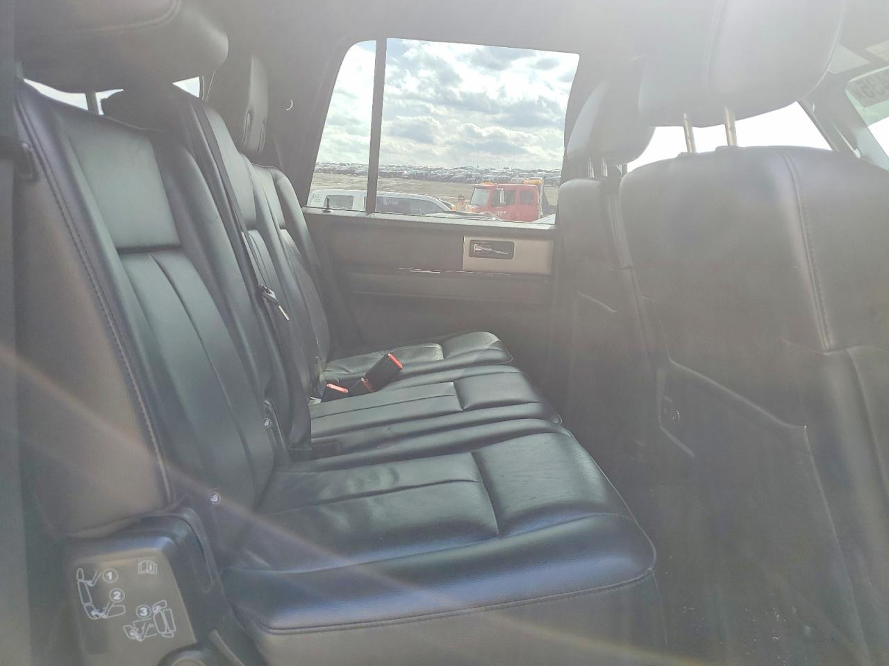 2015 FORD EXPEDITION EL XLT photo 11
