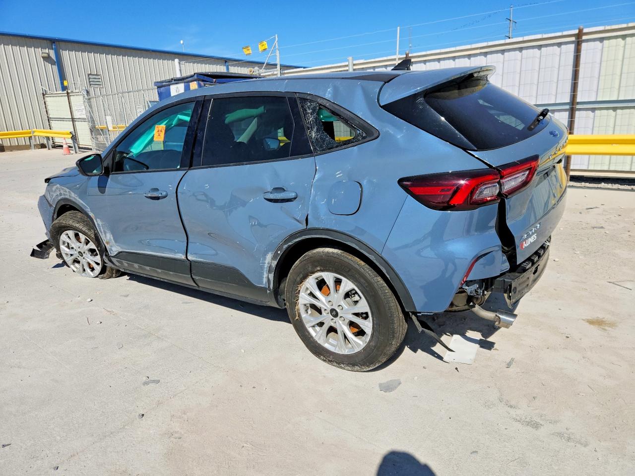 2025 FORD ESCAPE ACTIVE photo 3