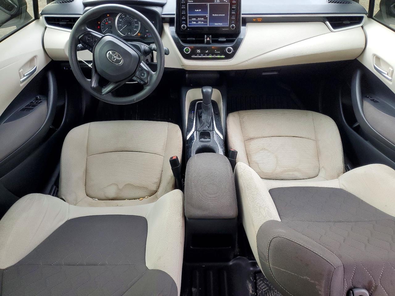 2021 TOYOTA COROLLA LE photo 8