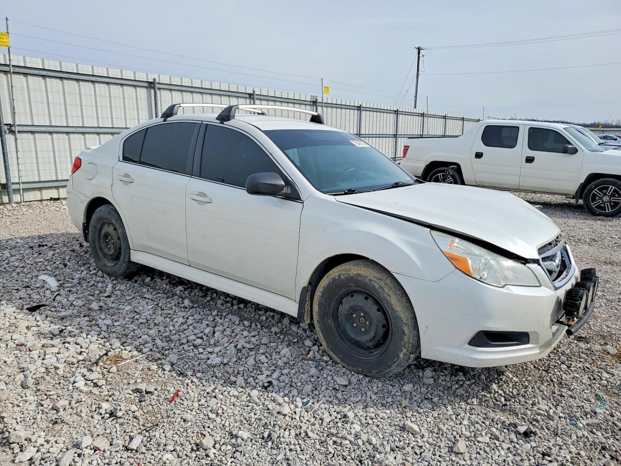 2011 SUBARU LEGACY 2.5I photo 4