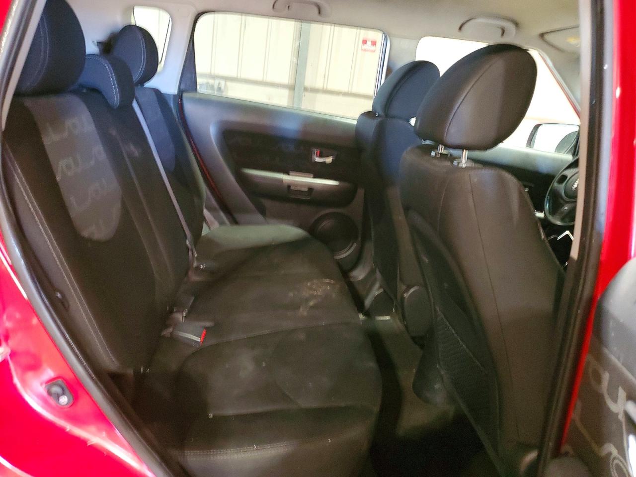 2013 KIA SOUL + photo 31