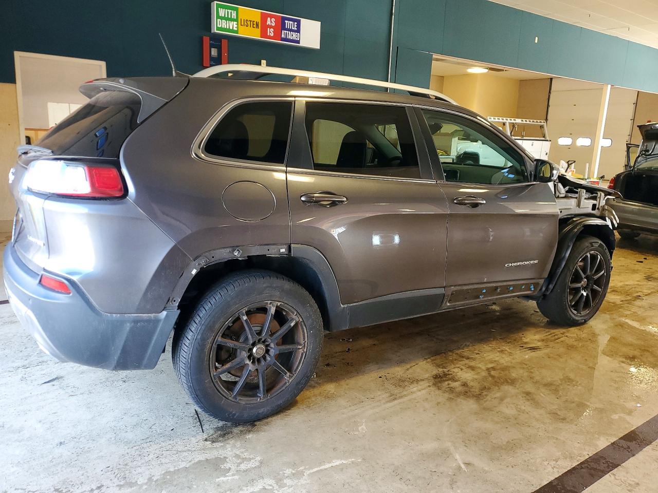 2019 JEEP CHEROKEE LIMITED photo 3