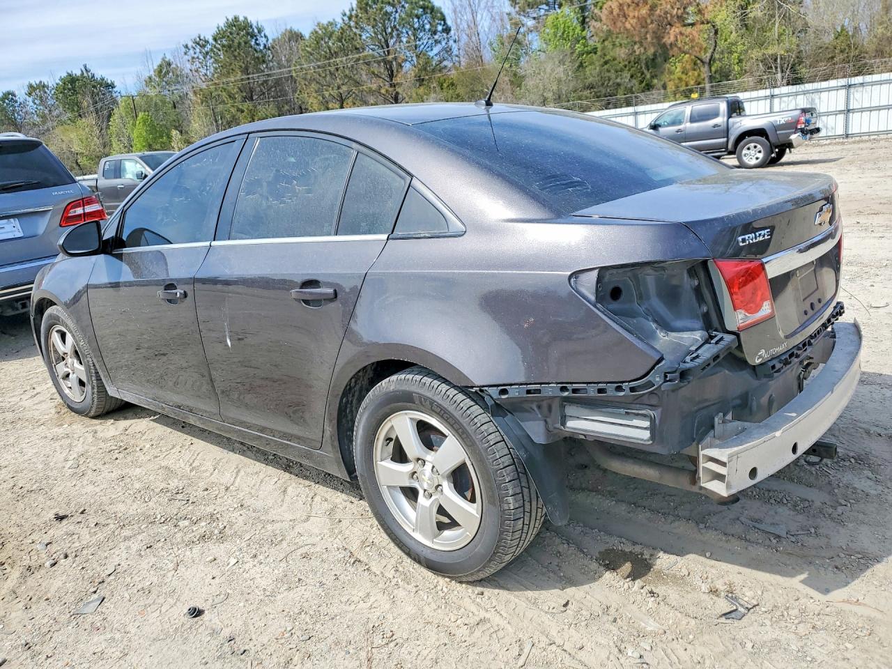 2014 CHEVROLET CRUZE LT photo 2